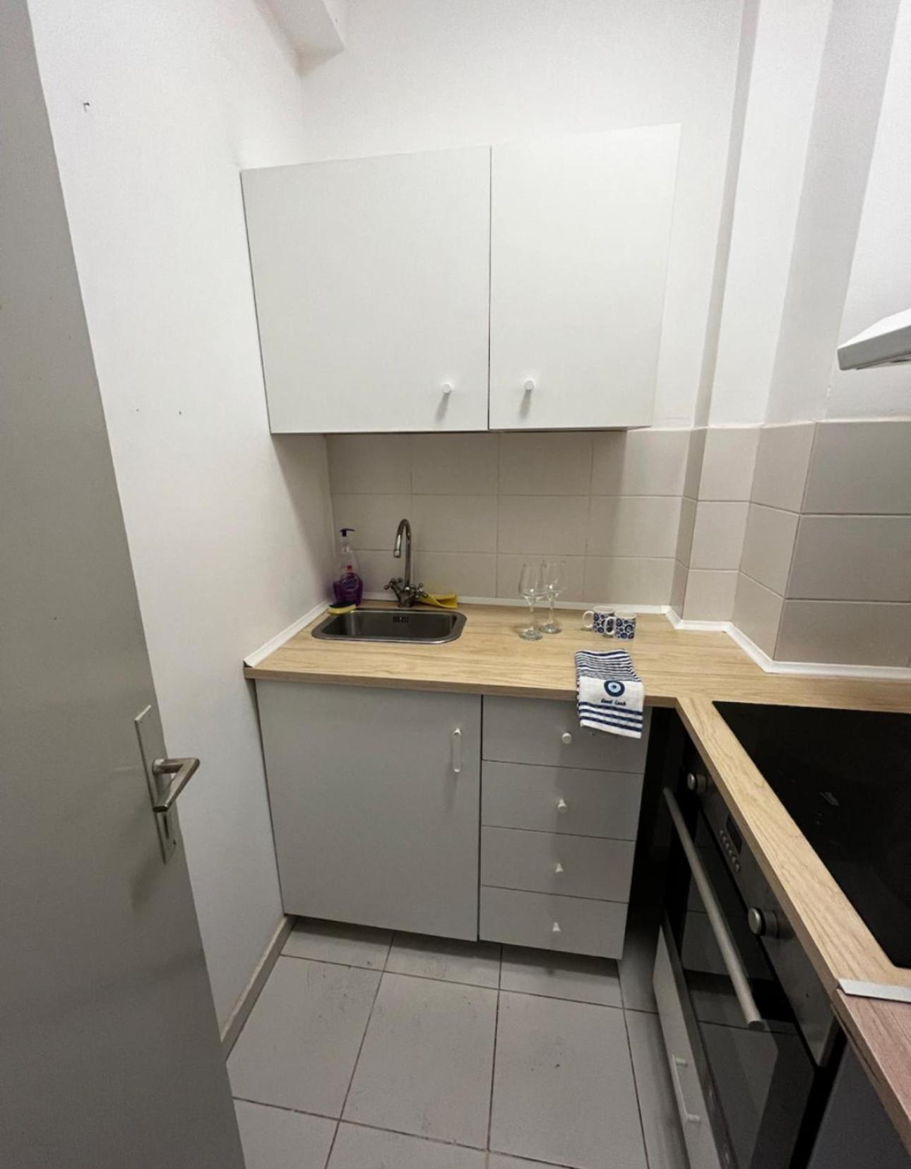 Appartamento Lifestyle In The Center Bucarest Esterno foto
