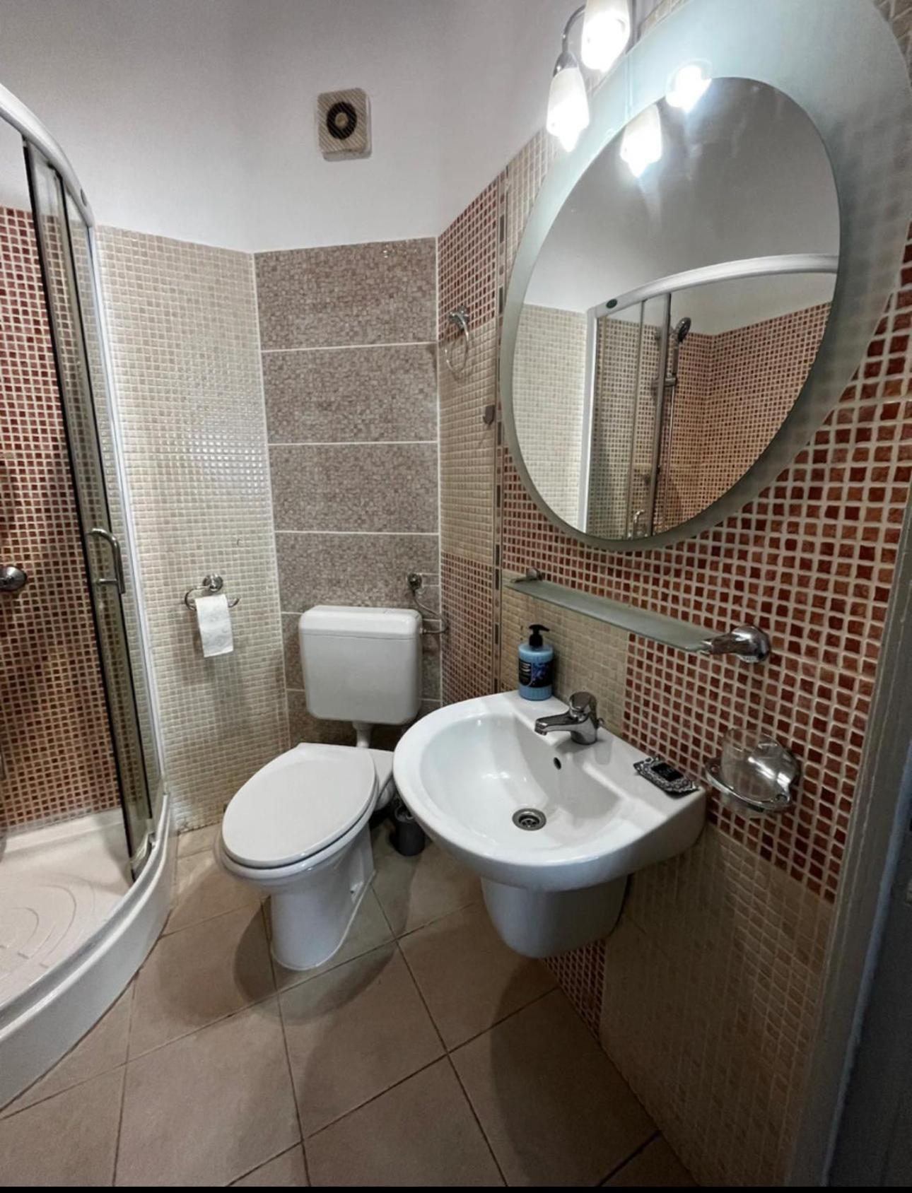 Appartamento Lifestyle In The Center Bucarest Esterno foto
